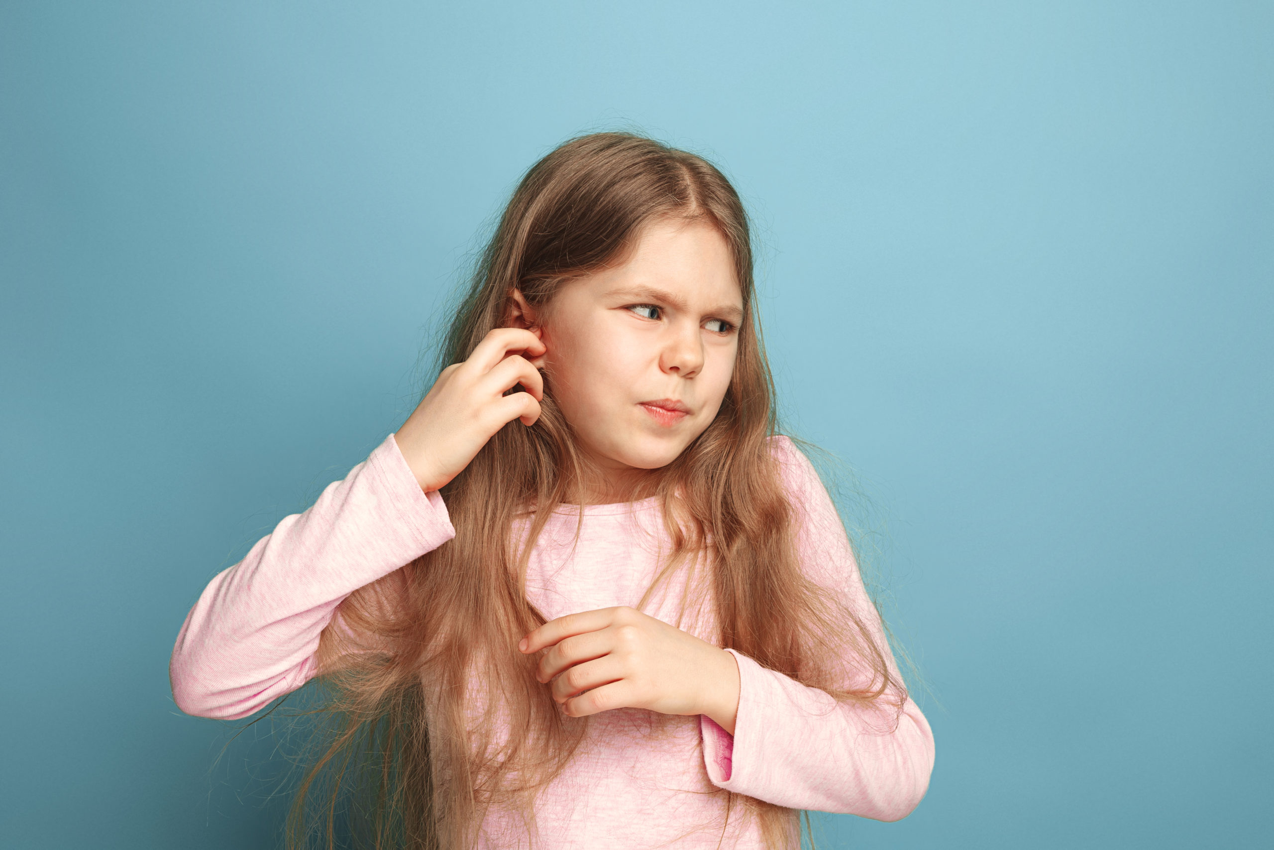 ¿Cuánto dura el oído tapado después de una otitis?