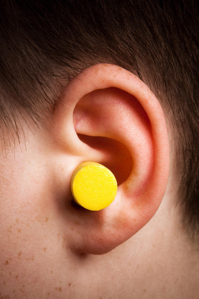 De qué materiales debería usar los tapones de oídos